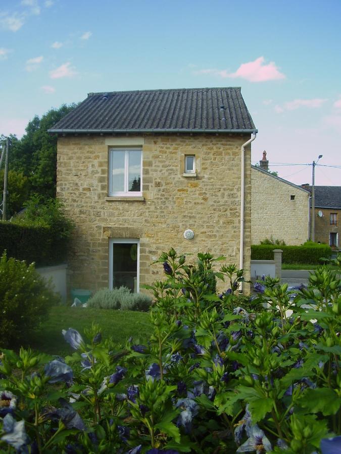 La Petite Maison Villa Clavy-Warby Exteriör bild